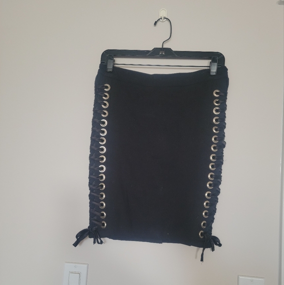 Bebe | Corset Lace-Up Pencil Skirt - Size XS - Picture 1 of 6